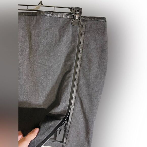 ECRU - Black Skirt  - Picture 2 of 4